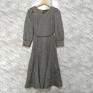 Swing Long Sleeve Long Dress with Waist Belt V-Neck Size M